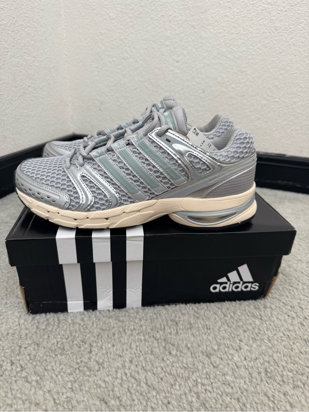 NWT Adidas Adistar Control 5 Running Sneakers